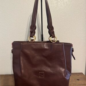 Dooney & Bourke Florentine Large Zip Barlow Tote